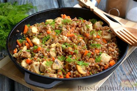 Рецепт: Гречка с грибами, курицей и сливками (на сковороде) на ...