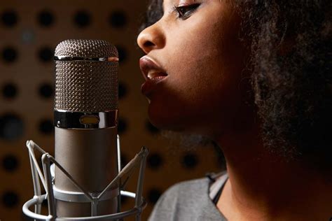 how to become a vocalist