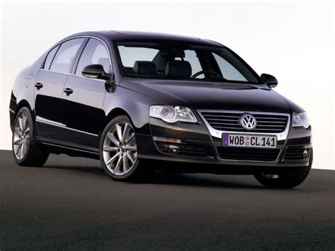 Volkswagen Passat 2 0 Fsi Reviews Prices Ratings With Various Photos