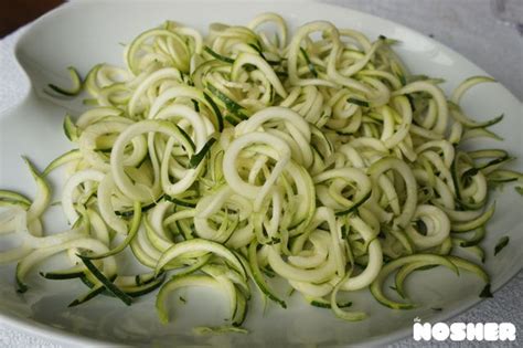 Zucchini Noodles Two Ways The Nosher Recipe Vegetarian Recipes