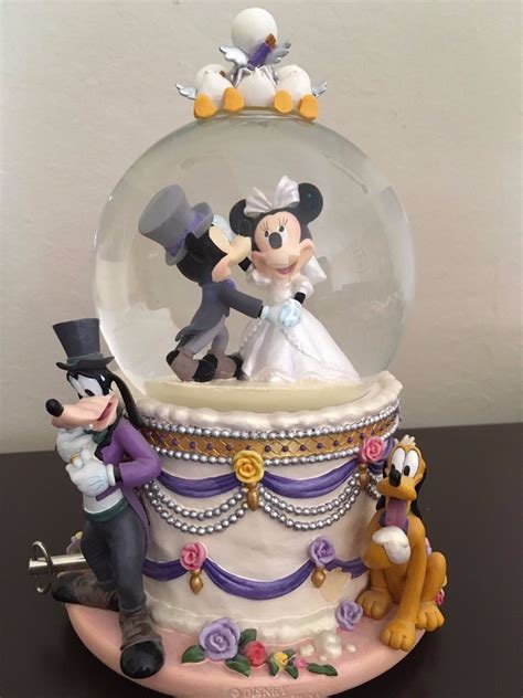 Disney Mickey Minnie Mouse Wedding Moving Music Box Snow