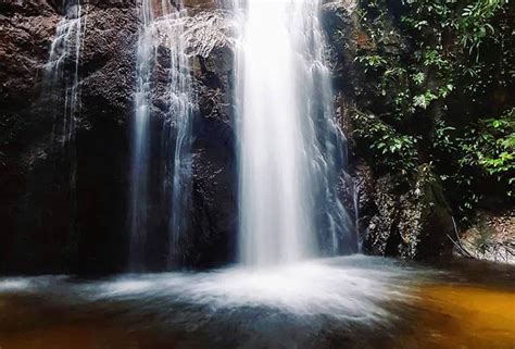 60+ gambar pemandangan air terjun yang mudah - ZONEGAMBARKU