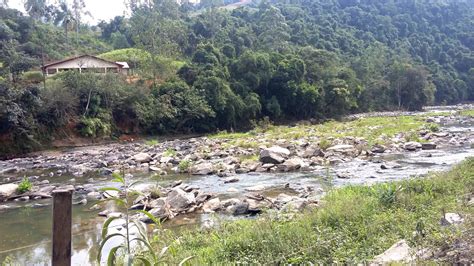 Baixo N Vel Do Rio Itaja Mirim Chama Aten O