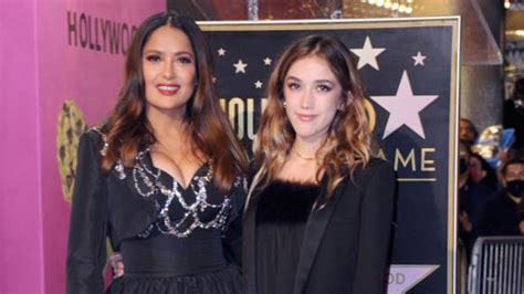 Romantica HD Valentina Pinault Hija De Salma Hayek Revela El Gran