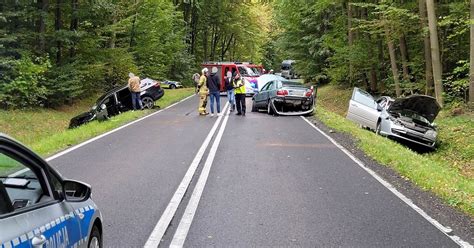 Iława Karambol z udziałem czterech aut na DK16 Droga zablokowana