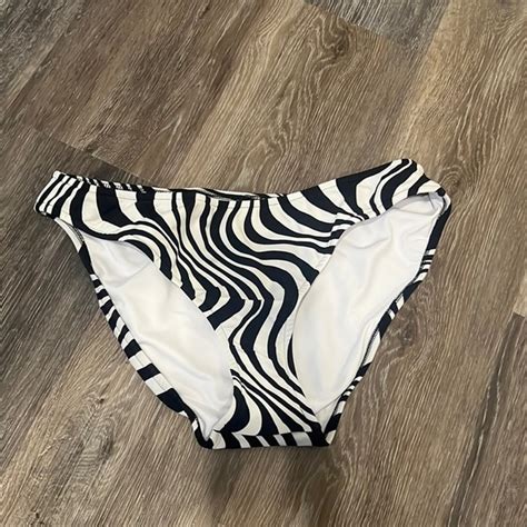 VENUS Swim Nwt Venus Black White Zebra Print Bikini Swim Bottoms 8 Poshmark