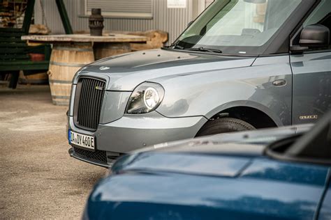 Erste Ausfahrt mit dem LEVC VN5! – autofilou