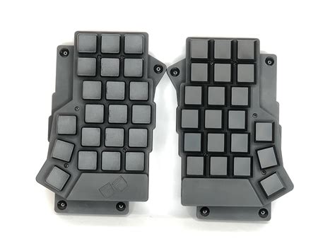 Corne Choc Low Profile Ortholinear Ergonomic Mechanical Split Keyboard