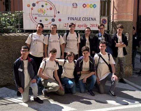 Olimpiadi Problem Solving Il Team Del Franchetti Salviani Secondo