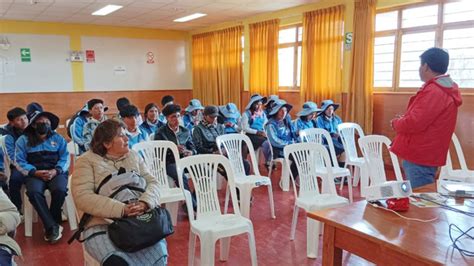 Programa PAIS Adolescentes De Comunidad Ninamarca Reciben Charlas Para