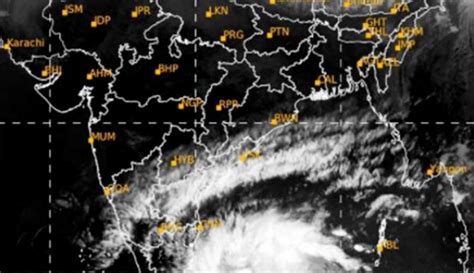 Cyclone Alert Nivar Cyclone To Hit Tamil Nadu Andhra Pradesh On