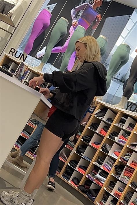 Blonde Lulu Lemon Employee In Black Spandex Shorts Spandex