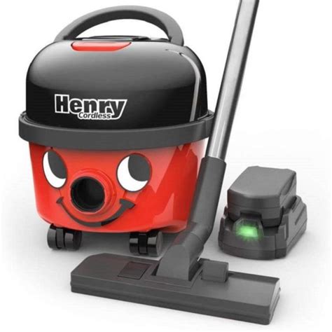 Best Henry Hoover Reviews Uk 2023 Up Close With The Henry Hoover Range