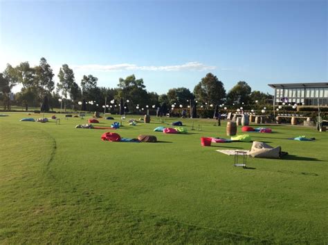 Picnic style dinner on the 1st Tee of the Golf Course at Crowne Plaza ...