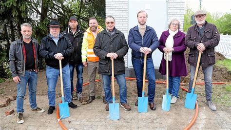 Spatenstich Der Glasfaserausbau in Sülfeld hat begonnen