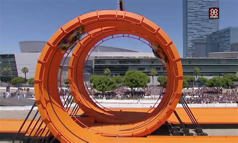 NWK To MIA Real Life Hot Wheels Double Dare Loop