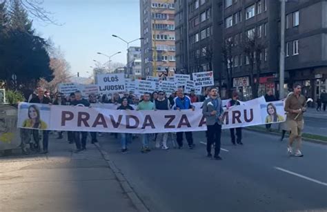 U Tuzli Odr Ana Protestna Etnja Zbog Brutalnog Ubistva Amre