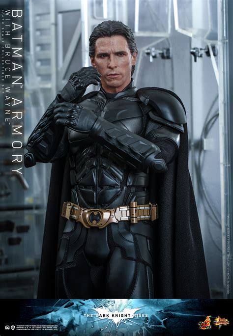 Hot Toys MMS The Dark Knight Rises Batman Armory With Bruce Wayne Hot Toys Complete