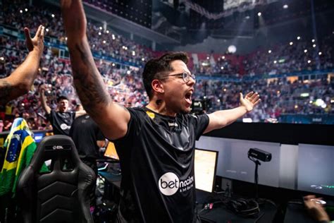 Cs Go Yuurih Eleito O Melhor Jogador Do Mundo Em