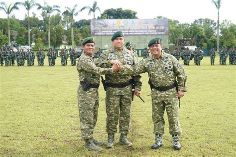 Pangdivif 2 Kostrad Pimpin Acara Tradisi Laporan Korps SEKILAS MEDIA