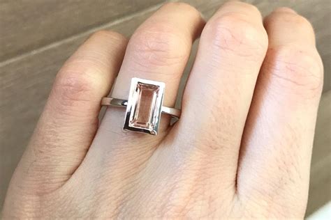 Rectangle Engagement Ring Fancyjord