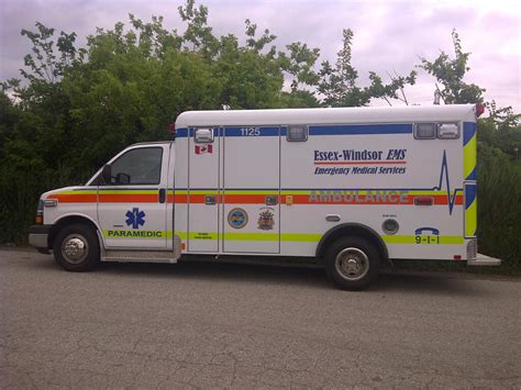 Essex Windsor Ems 2011 Chev Crestline Fleetmax Ambulances Photos