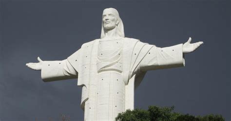 10 Of The Most Impressive Statues Of Christ From Around The World