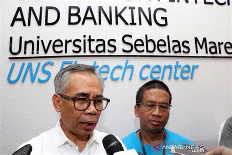 Ketua Dewan Komisaris Ojk Resmikan Uns Fintech Center Cakramnet