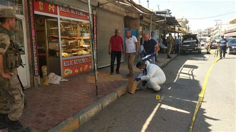 Suru Ta Silahla Kuyumcuya Giren Motosikletli Soyguncular Bin