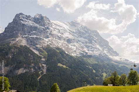 Grindelwald Dorf Eiger Eigernordwand Alpen Schweizer Berge Berner