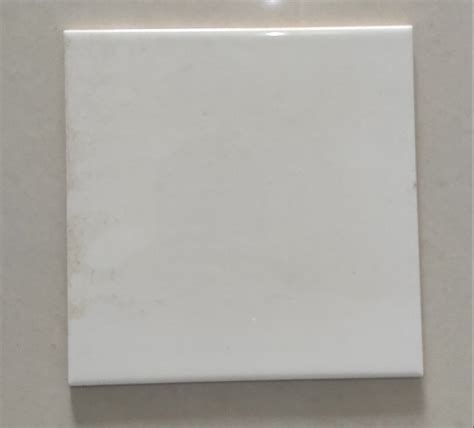 Glossy White Square Ceramic Floor Tile For Flooring Thickness 10mm