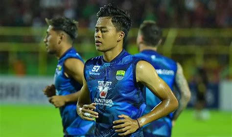 Link Live Streaming Persik Vs Persib Duel Penting Maung Bandung Di