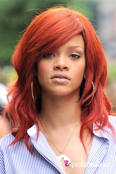 Rihanna - - hairstyle - easyHairStyler