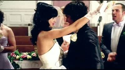 Katy Perry Hot N Cold On Make A