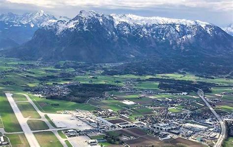 Salzburger Flughafen Auf Erholungskurs