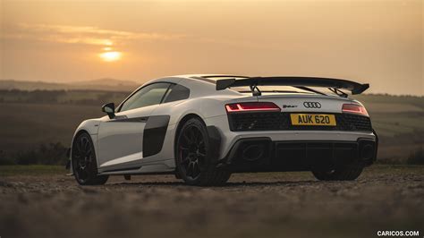 Audi R8 Coupe V10 GT RWD (UK-Spec) | 2023MY | Rear Three-Quarter