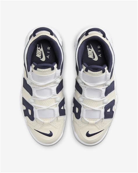 Nike Air More Uptempo Women's Shoes. Nike HR