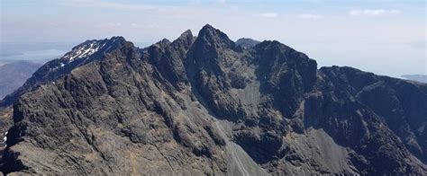 Cuillin Ridge Traverse Skye Ridge Guides Synergy Guides