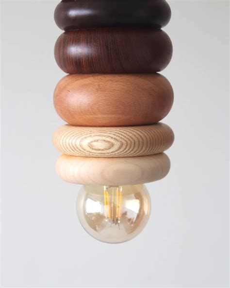 10 Exclusive Pieces of Minimalist Craftsmanship by Vivaarta