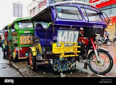 Dumaguete Philippines October 14 2016 Colorist Motor Tricycles Are A