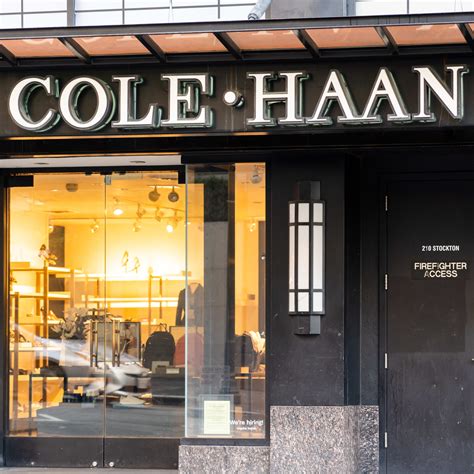 What Is Gooning Sex Expert Explains Pros And Cons Men S Journal