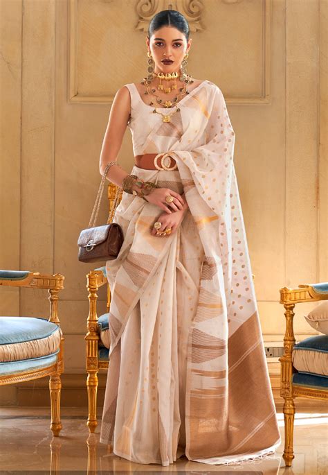 Off White Silk Saree With Blouse