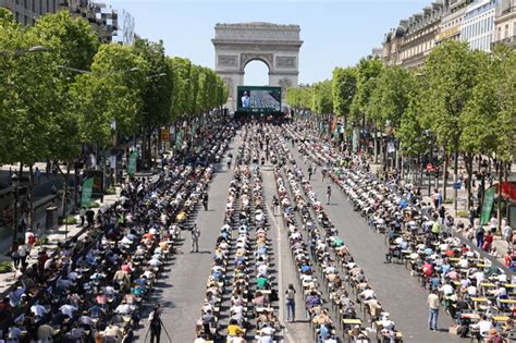 Fermeture De La Fnac Fin Annonc E De Lugc La Culture A T Elle Encore