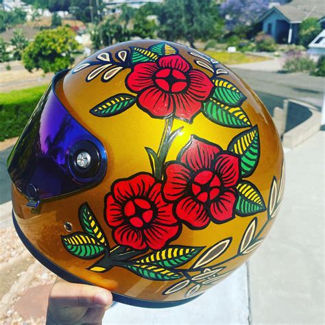 custom painted motorcycle helmets custom paint   helmet