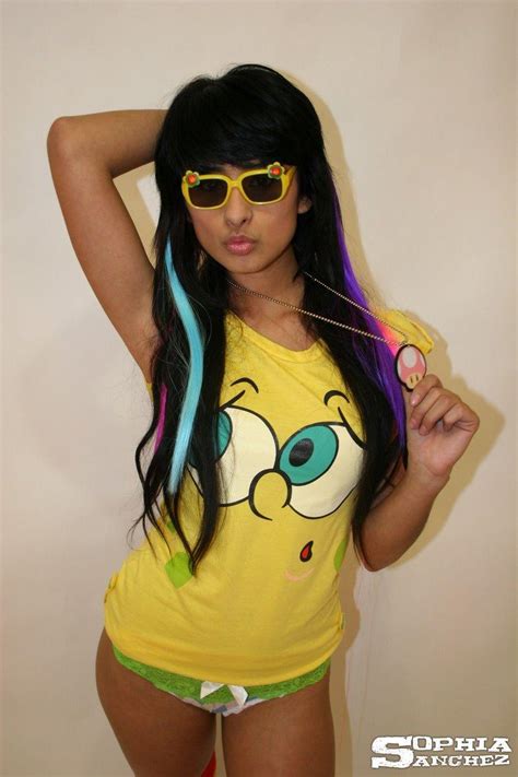 Pictures Of Teen Girl Sophia Sanchez Showing Off Her Assets Porn Pictures Xxx Photos Sex