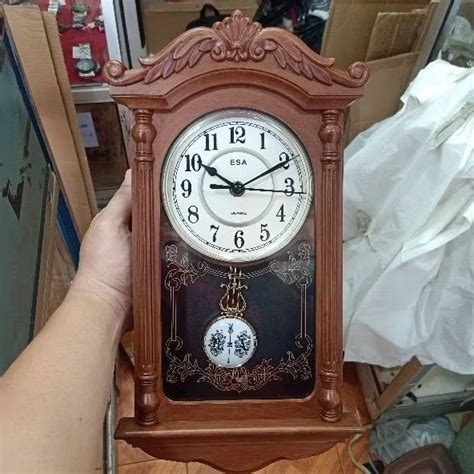 Jual Jam Dinding Bandul Dan Bunyi Perjam Klasik Cm Shopee Indonesia