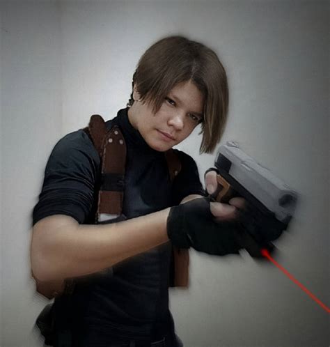 Cosplay Leon s.kennedy (re4) by Lyonbringer on DeviantArt