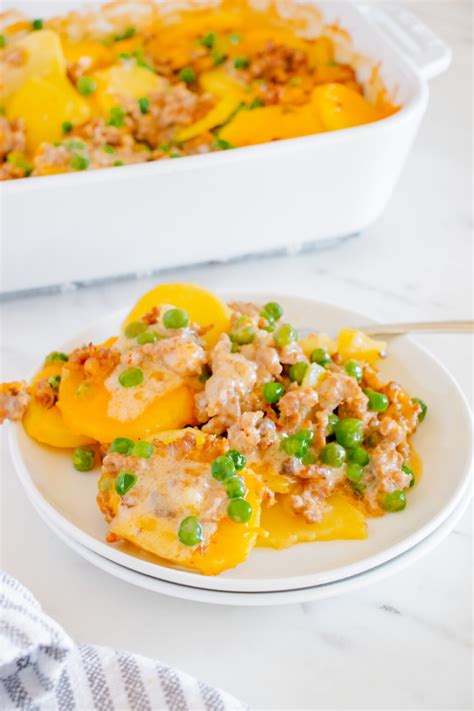 Cheesy Sausage Potato Casserole - Kitchen Divas