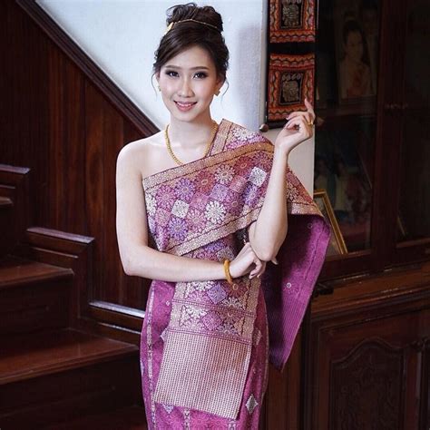4 cô gái Lào hot ở Việt Nam
