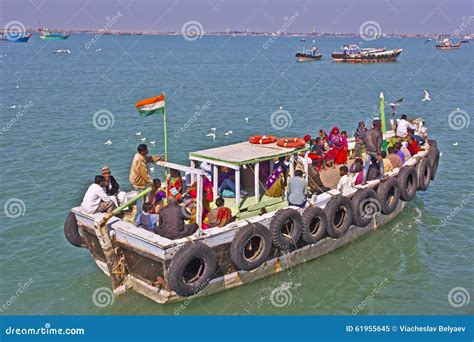 Ferry with passengers editorial image. Image of boat - 61955645